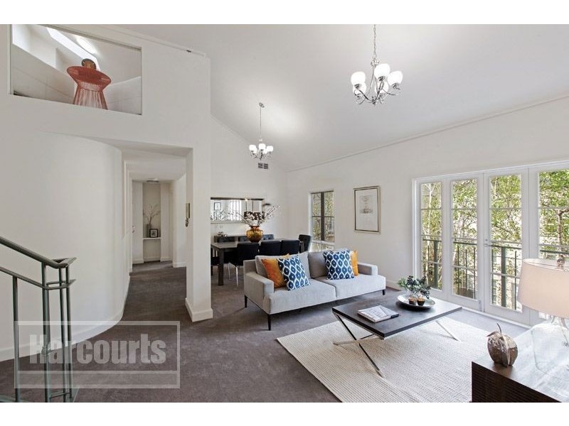 36/201 Wellington Parade South, East Melbourne VIC 3002