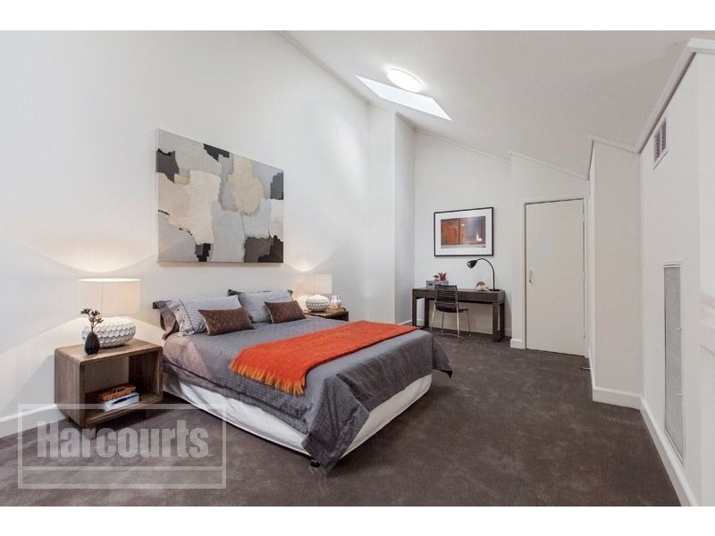 36/201 Wellington Parade South, East Melbourne VIC 3002