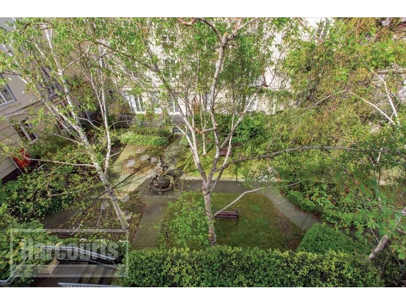 36/201 Wellington Parade South, East Melbourne VIC 3002