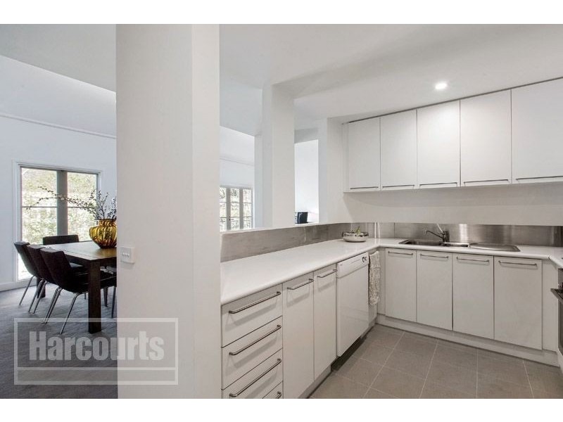 36/201 Wellington Parade South, East Melbourne VIC 3002