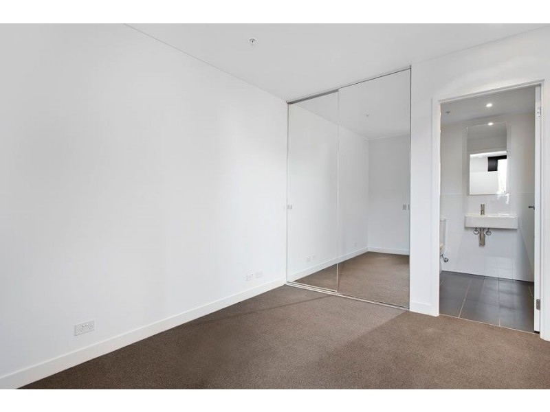 2401/534 Flinders Street, Melbourne VIC 3000