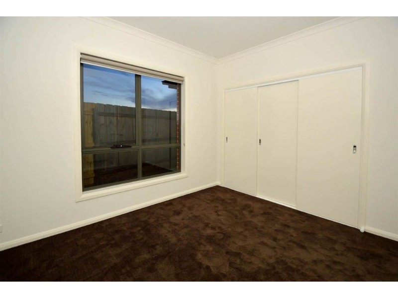 4/19 Rockbank Road, Ardeer VIC 3022