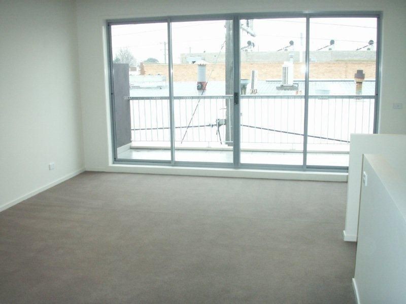 4/208 Albion Street, Brunswick VIC 3056