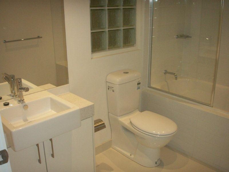 4/208 Albion Street, Brunswick VIC 3056