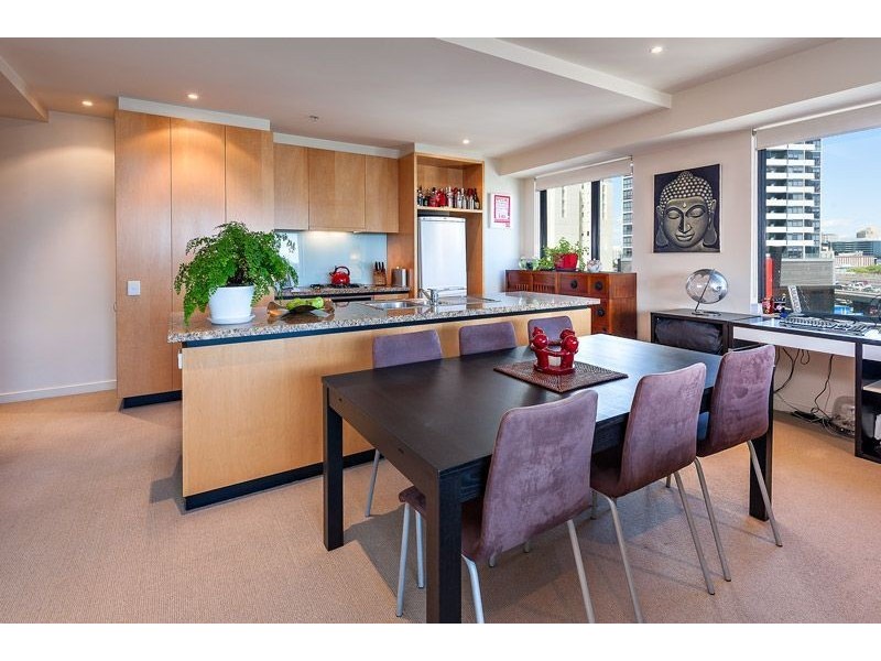 808/80 Clarendon Street, Southbank VIC 3006