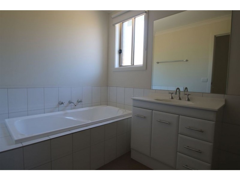 3/141 Glengala Road, Sunshine West VIC 3020