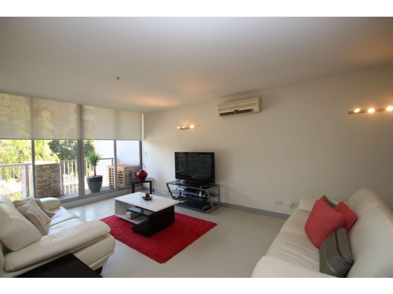 105/1 Danks Street West, Port Melbourne VIC 3207