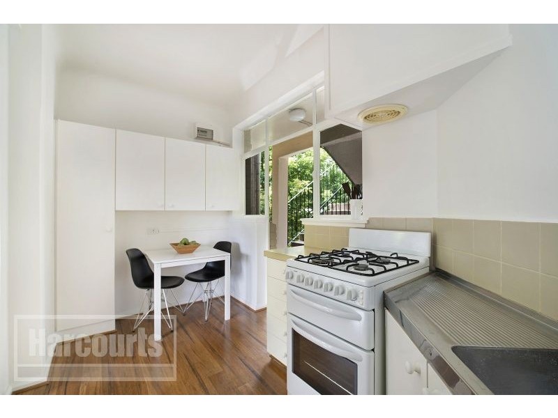 11/161 Wellington Parade South, East Melbourne VIC 3002