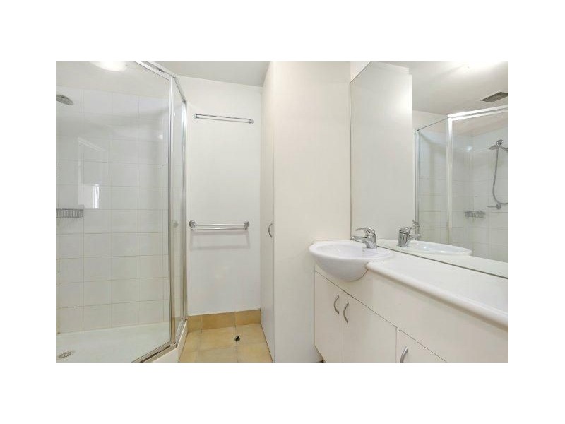 5709/570 Lygon Street, Carlton VIC 3053