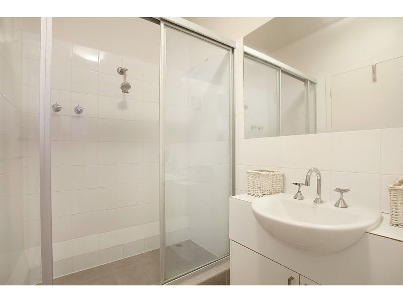 211/25 Hotham Street, East Melbourne VIC 3002