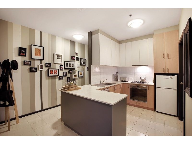 1714/250 Elizabeth Street, Melbourne VIC 3000