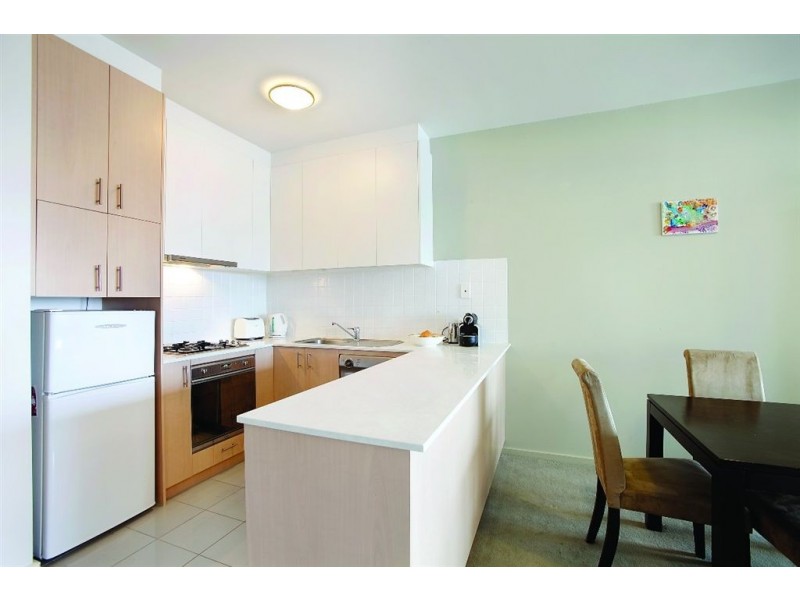 1807/250 Elizabeth Street, Melbourne VIC 3000