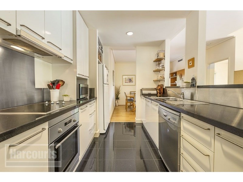 38/201 Wellington Parade South, East Melbourne VIC 3002