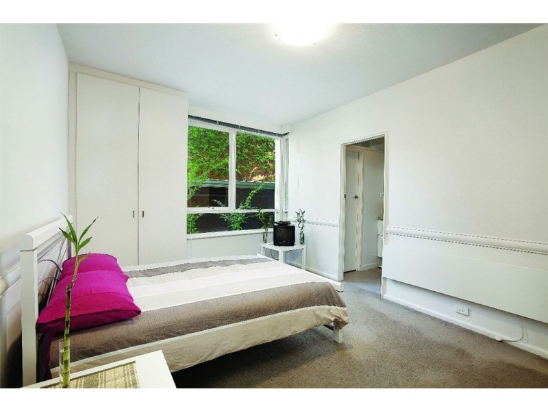 10/25 Hotham Street, East Melbourne VIC 3002