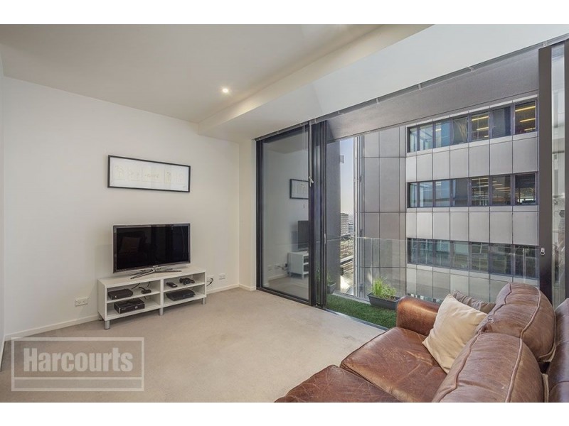 2006/620 Collins Street, Melbourne VIC 3000