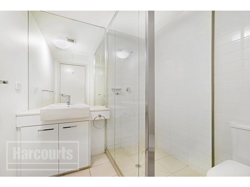 1207/100 Harbour Esplanade, Docklands VIC 3008