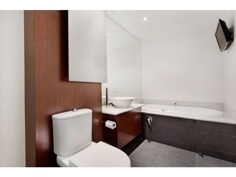 1804/7 Riverside Quay, Southbank VIC 3006