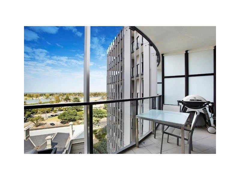 718/55 Queens Road, Melbourne VIC 3004