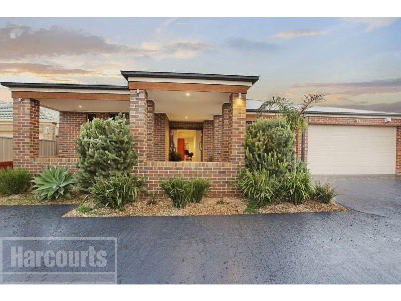 27 Brookfield Avenue, Brookfield VIC 3338