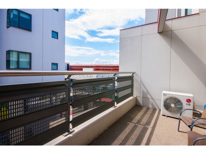 230/117 Studio Lane, Docklands VIC 3008