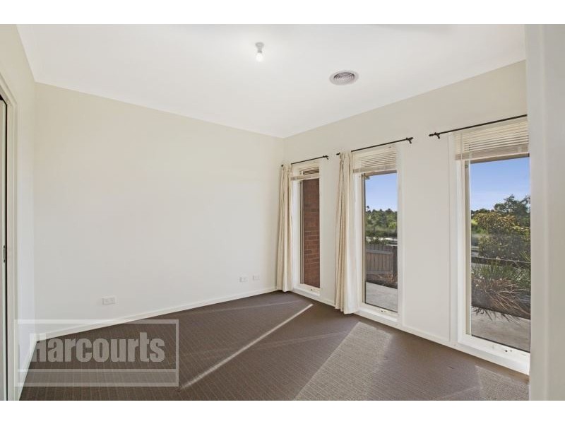 35 Eaglehawk Boulevard, Eynesbury VIC 3338