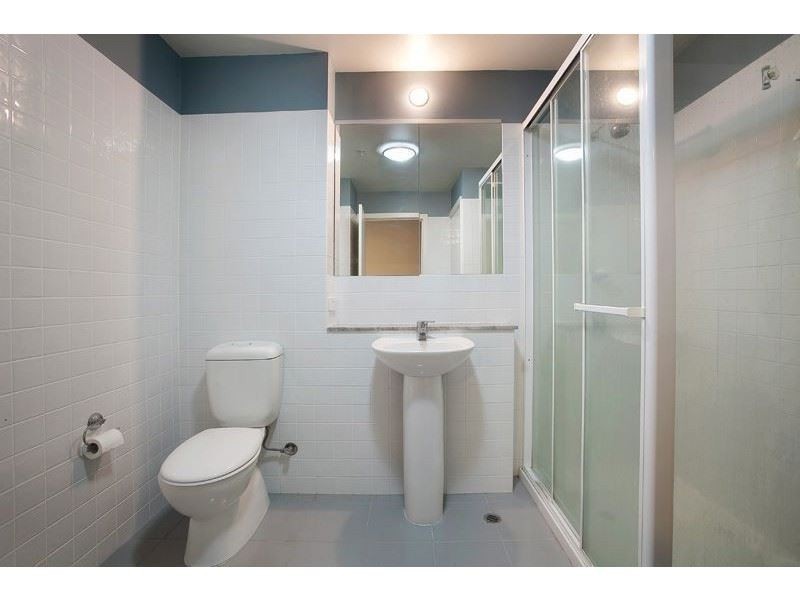 1110/250 Elizabeth Street, Melbourne VIC 3000