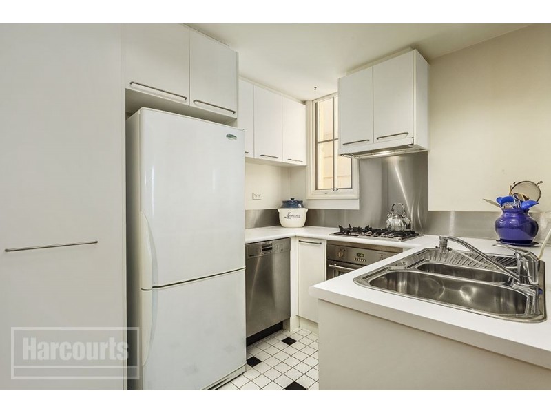 24/1 Wellington Crescent, East Melbourne VIC 3002