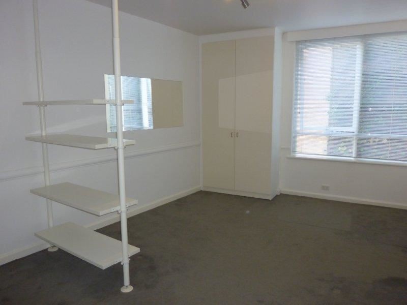 110/25 Hotham Street, East Melbourne VIC 3002