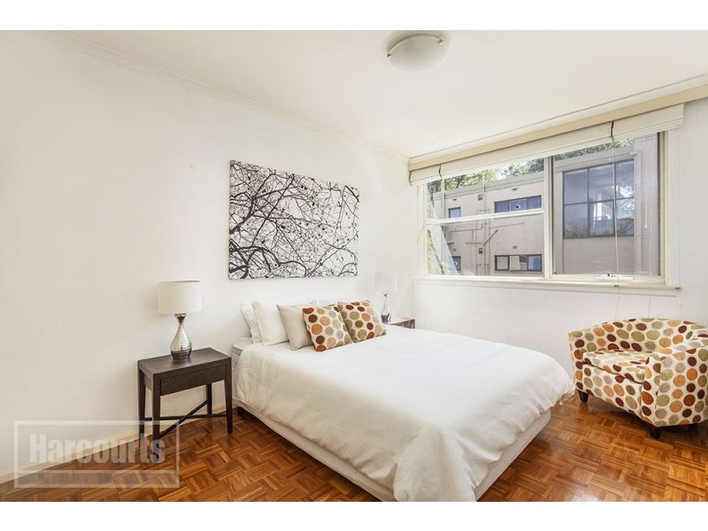 8/11 Fulton Street, St Kilda East VIC 3183