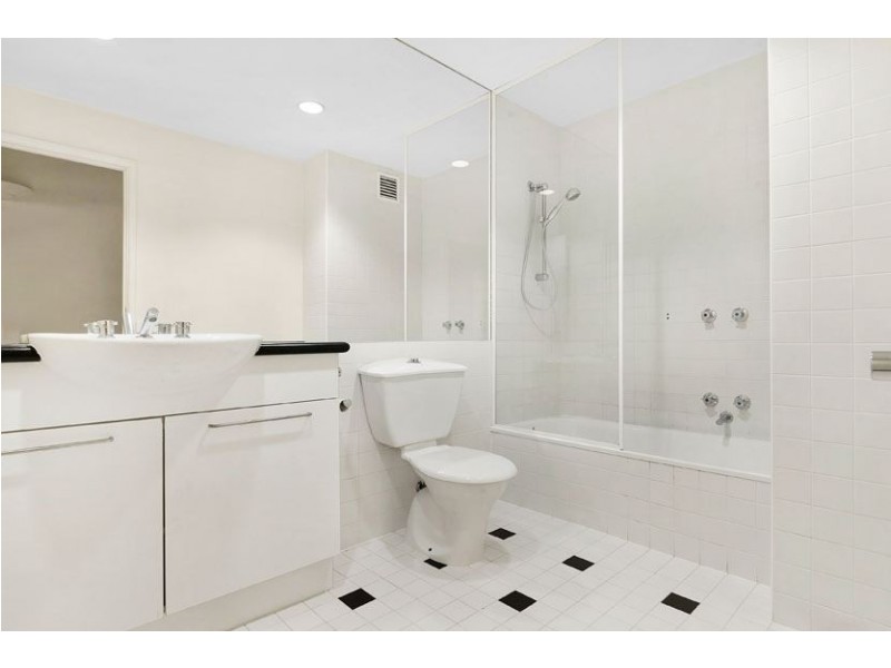 67/1 Wellington Crescent, East Melbourne VIC 3002