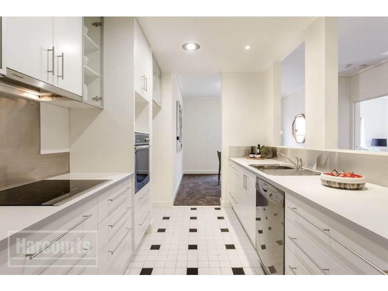 34/201 Wellington Parade South, East Melbourne VIC 3002