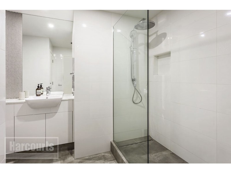 71/211 Wellington Parade South, East Melbourne VIC 3002