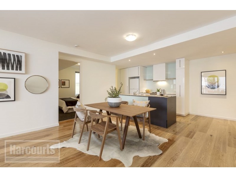 7 Magenta Place, Carlton VIC 3053