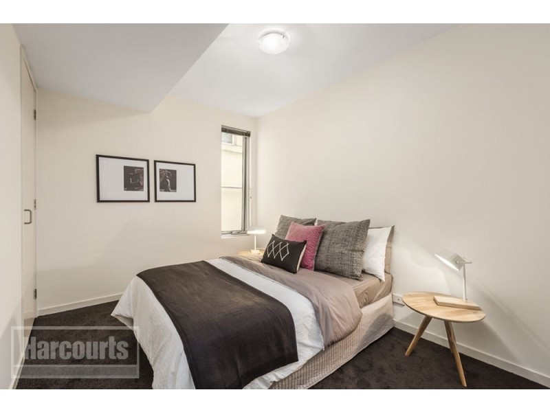 7 Magenta Place, Carlton VIC 3053