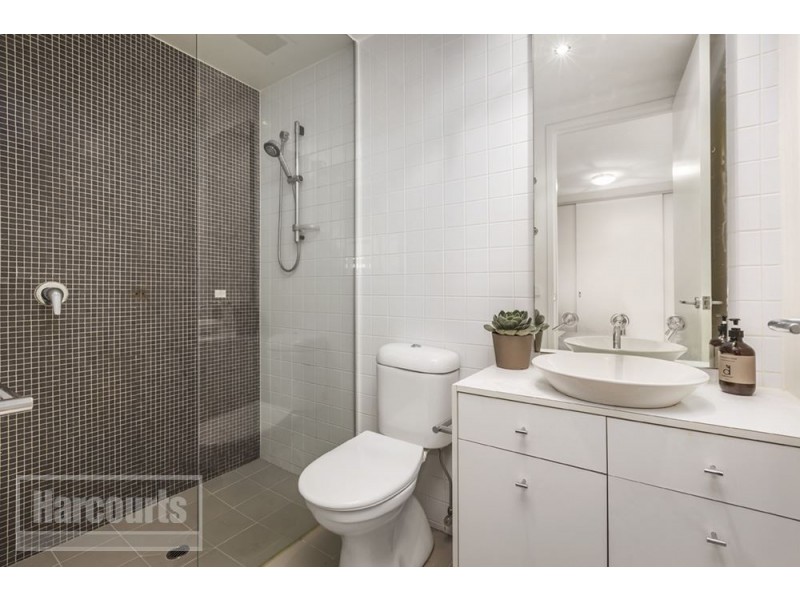 7 Magenta Place, Carlton VIC 3053