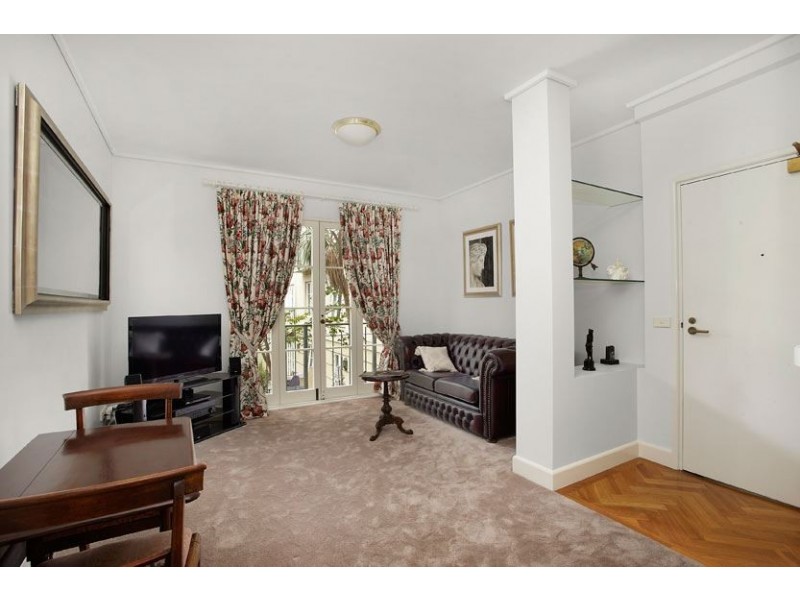 26/201 Wellington Parade South, East Melbourne VIC 3002