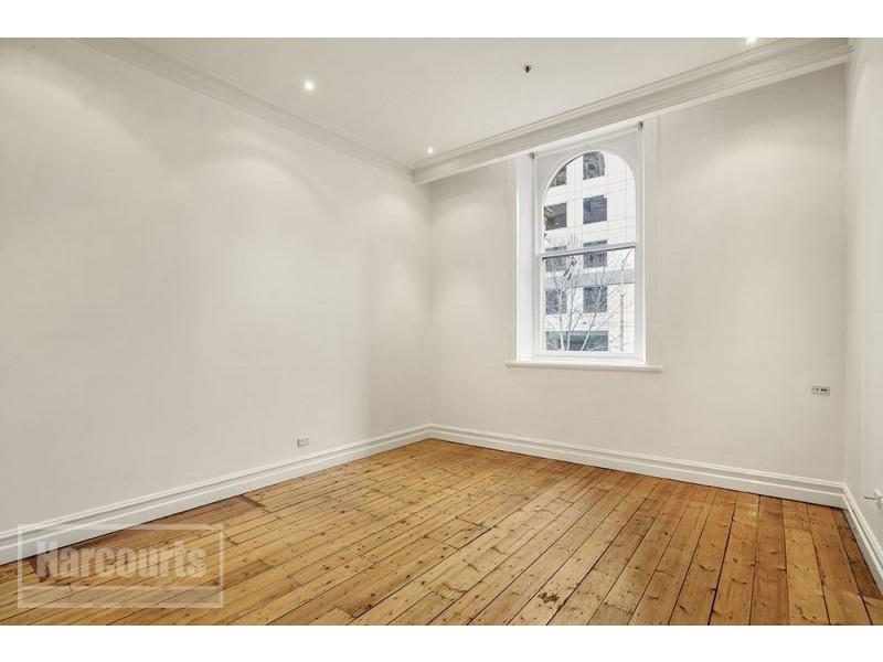 2/30 La Trobe Street, Melbourne VIC 3000