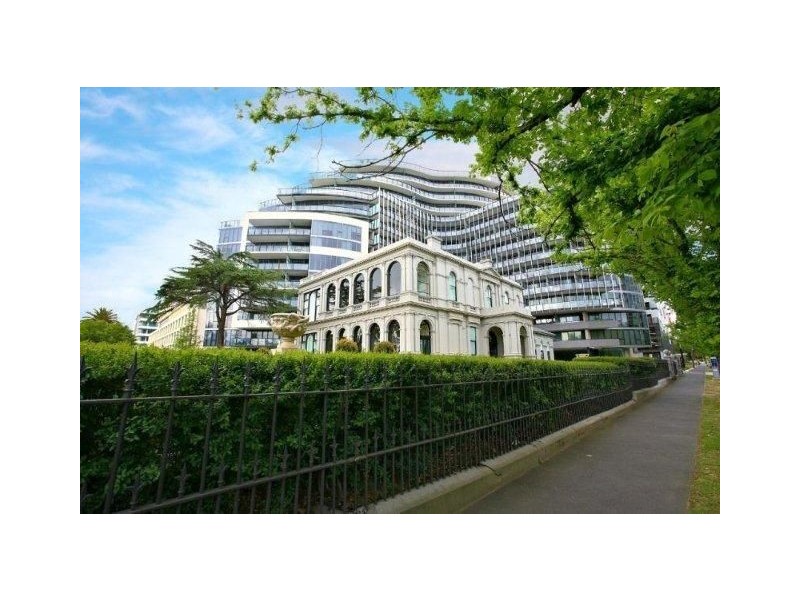 718/55 Queens Road, Melbourne VIC 3004