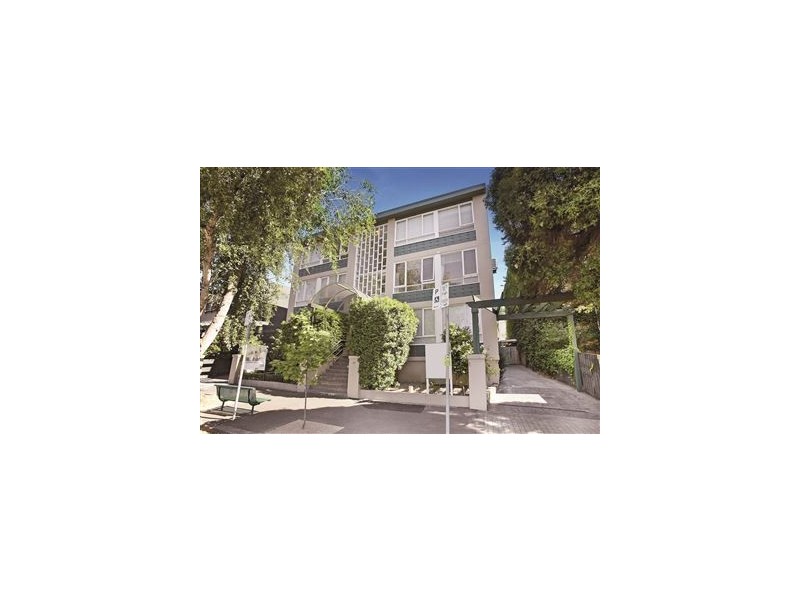 2/25 Hotham Street, East Melbourne VIC 3002