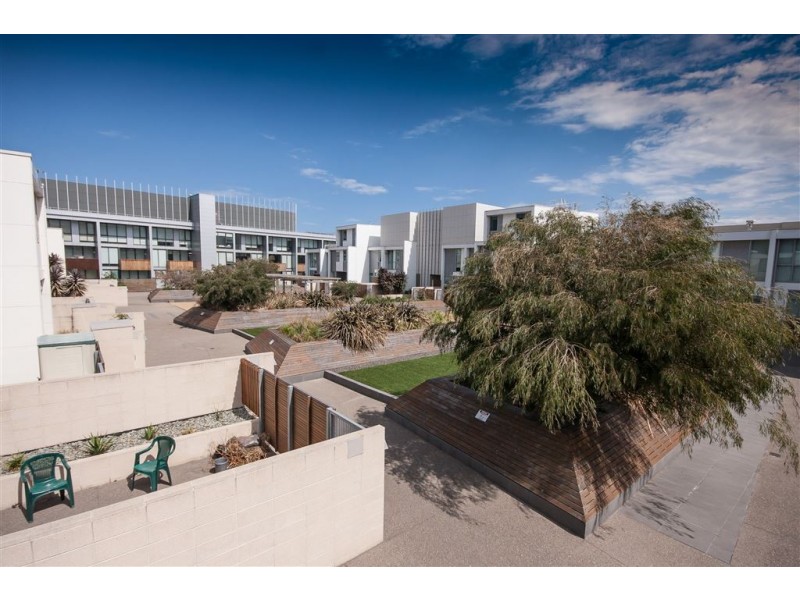 230/117 Studio Lane, Docklands VIC 3008