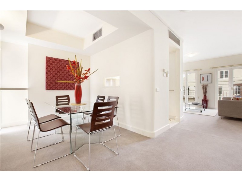 56/211 Wellington Parade South, East Melbourne VIC 3002