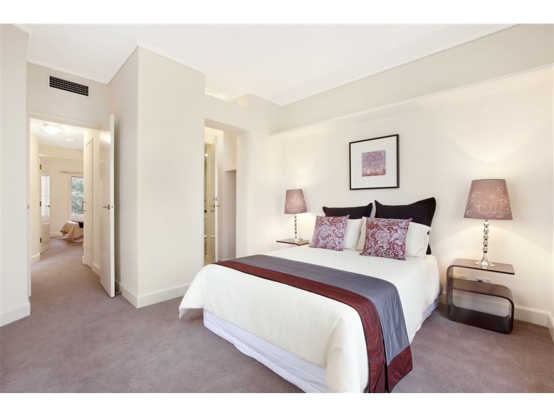 56/211 Wellington Parade South, East Melbourne VIC 3002