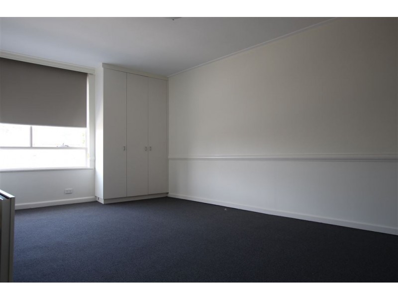 205/25 Hotham, East Melbourne VIC 3002