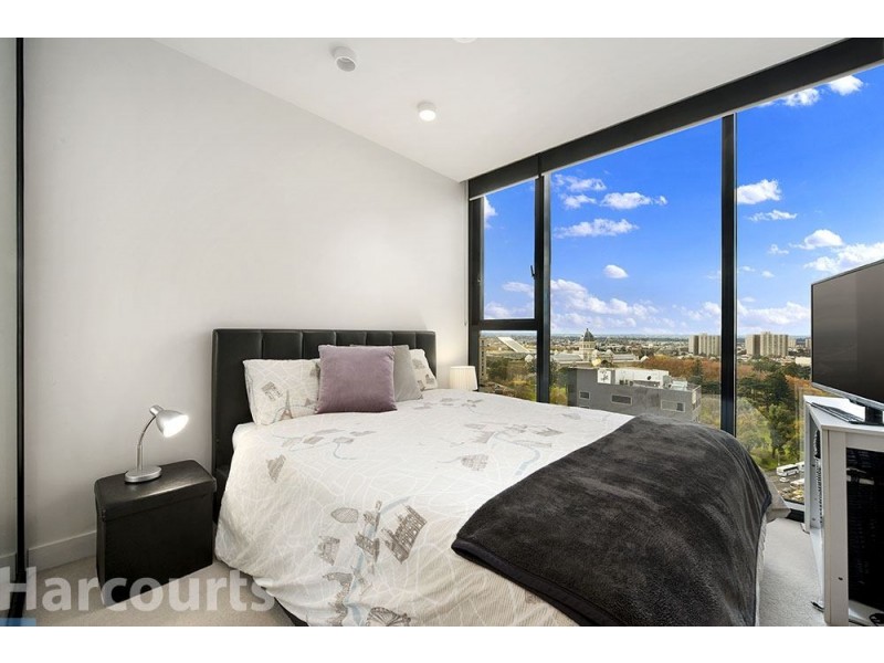 1913/33 Mackenzie Street, Melbourne VIC 3000