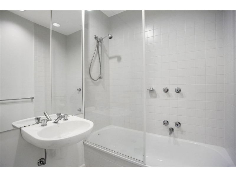 39/1 Wellington Crescent, East Melbourne VIC 3002