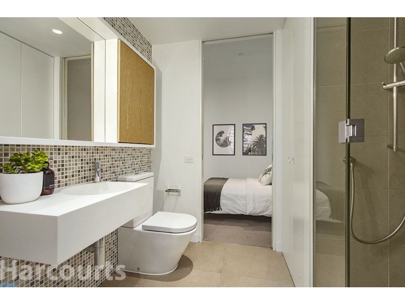 808/74 Queens Road, Melbourne VIC 3004