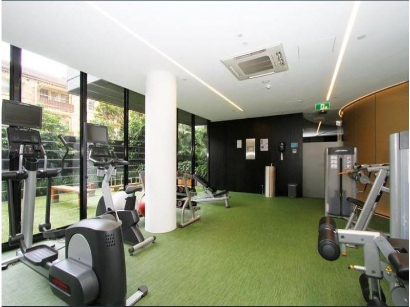 808/74 Queens Road, Melbourne VIC 3004