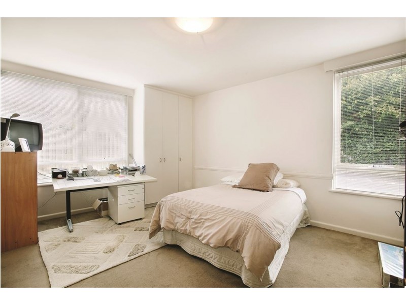 8/25 Hotham Street, East Melbourne VIC 3002