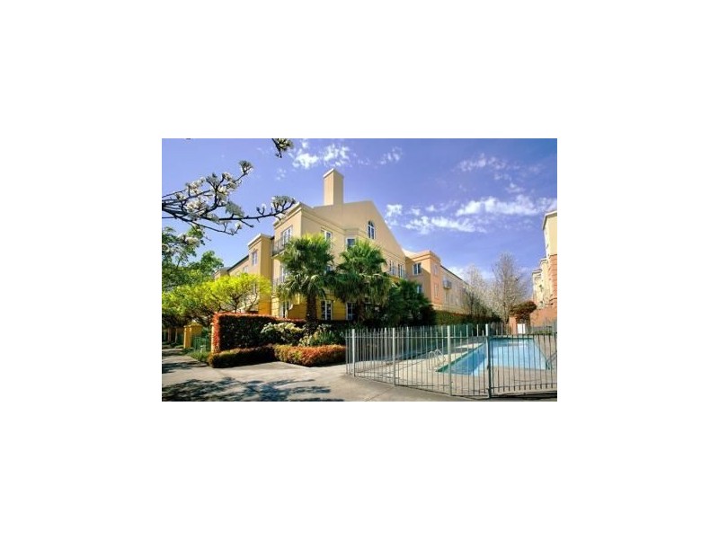64A/211 Wellington Parade South, East Melbourne VIC 3002