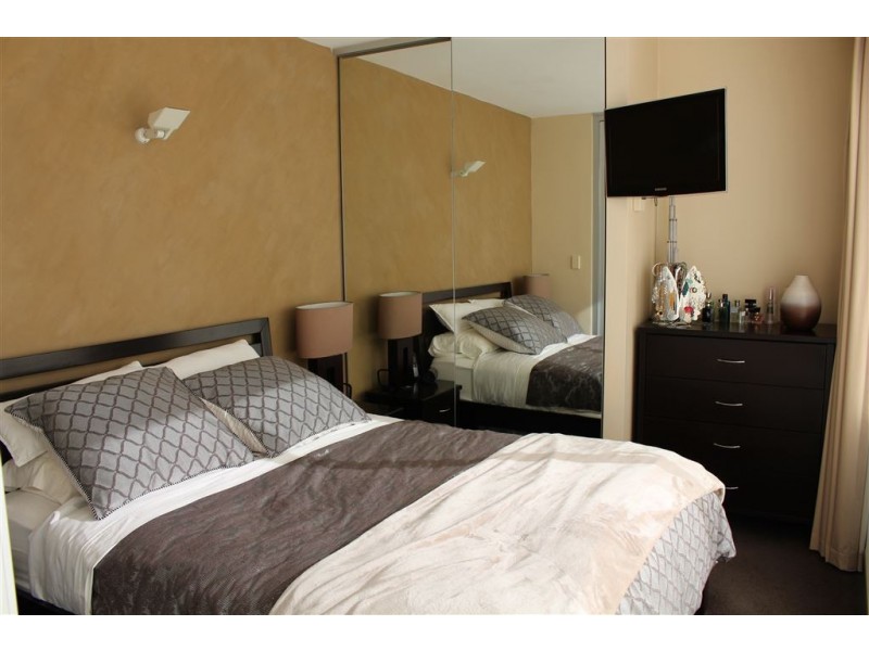 504/1 Danks Street West, Port Melbourne VIC 3207